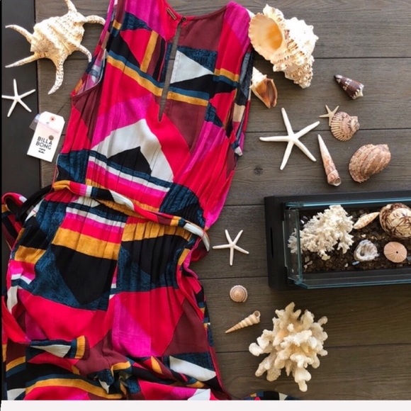 🌴🌼BILLABONG- SEEING TRICKS JUMPSUITS🌼🌴 - Picture 9 of 9